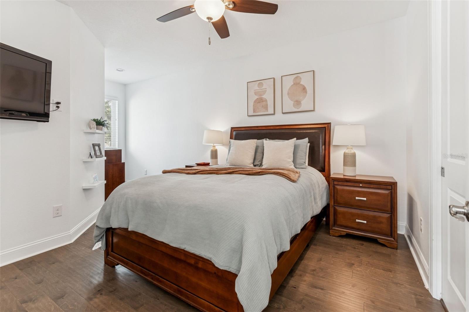 Image 32 of 43 For 309 Gomez Avenue 2