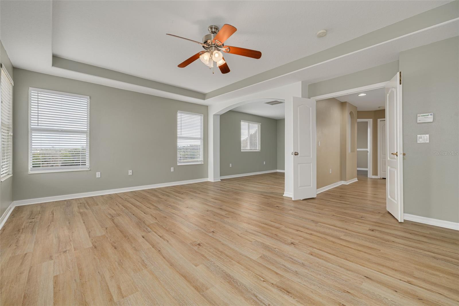 Image 19 of 40 For 9028 Willowbrook Circle