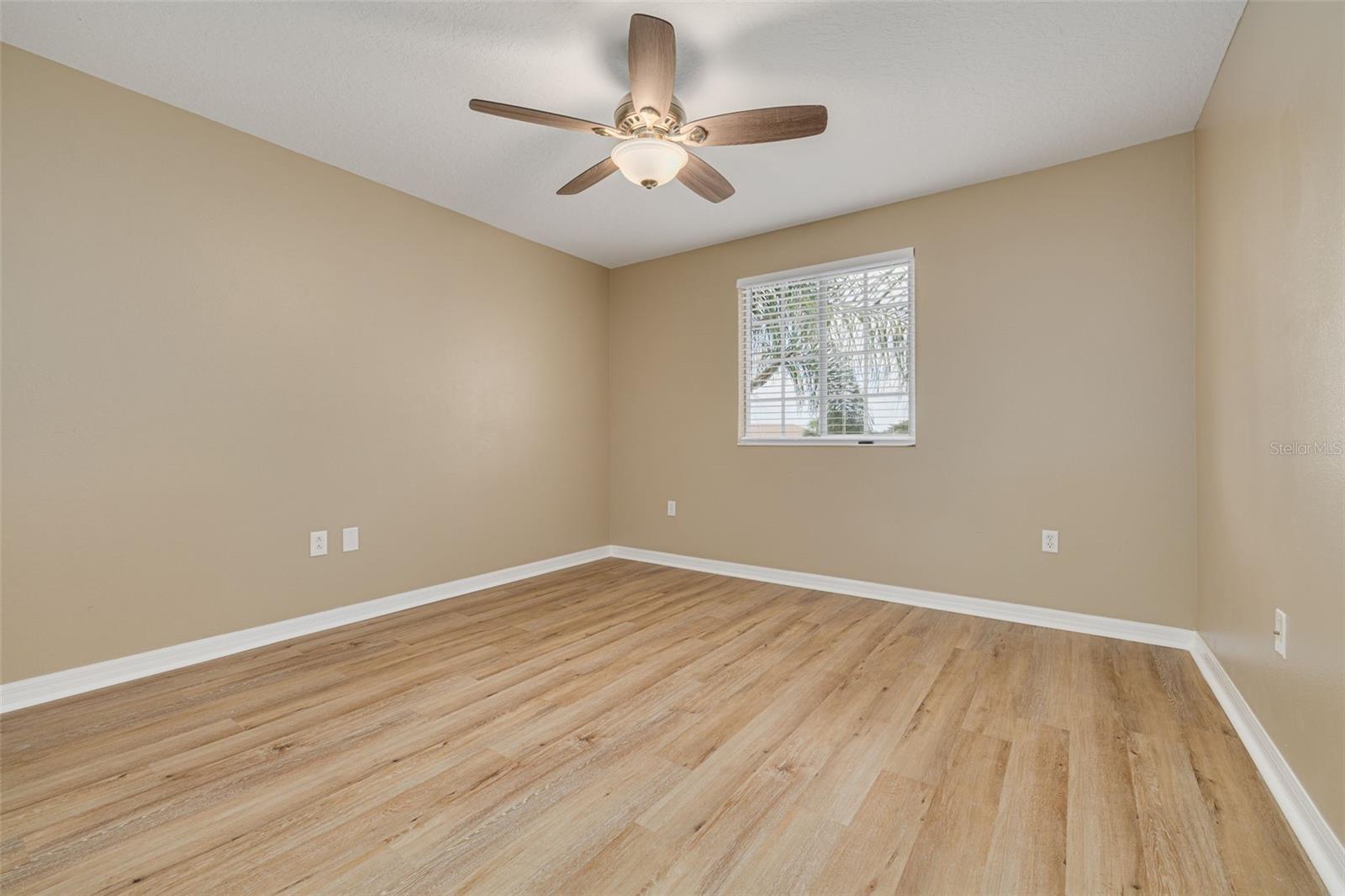 Image 28 of 40 For 9028 Willowbrook Circle