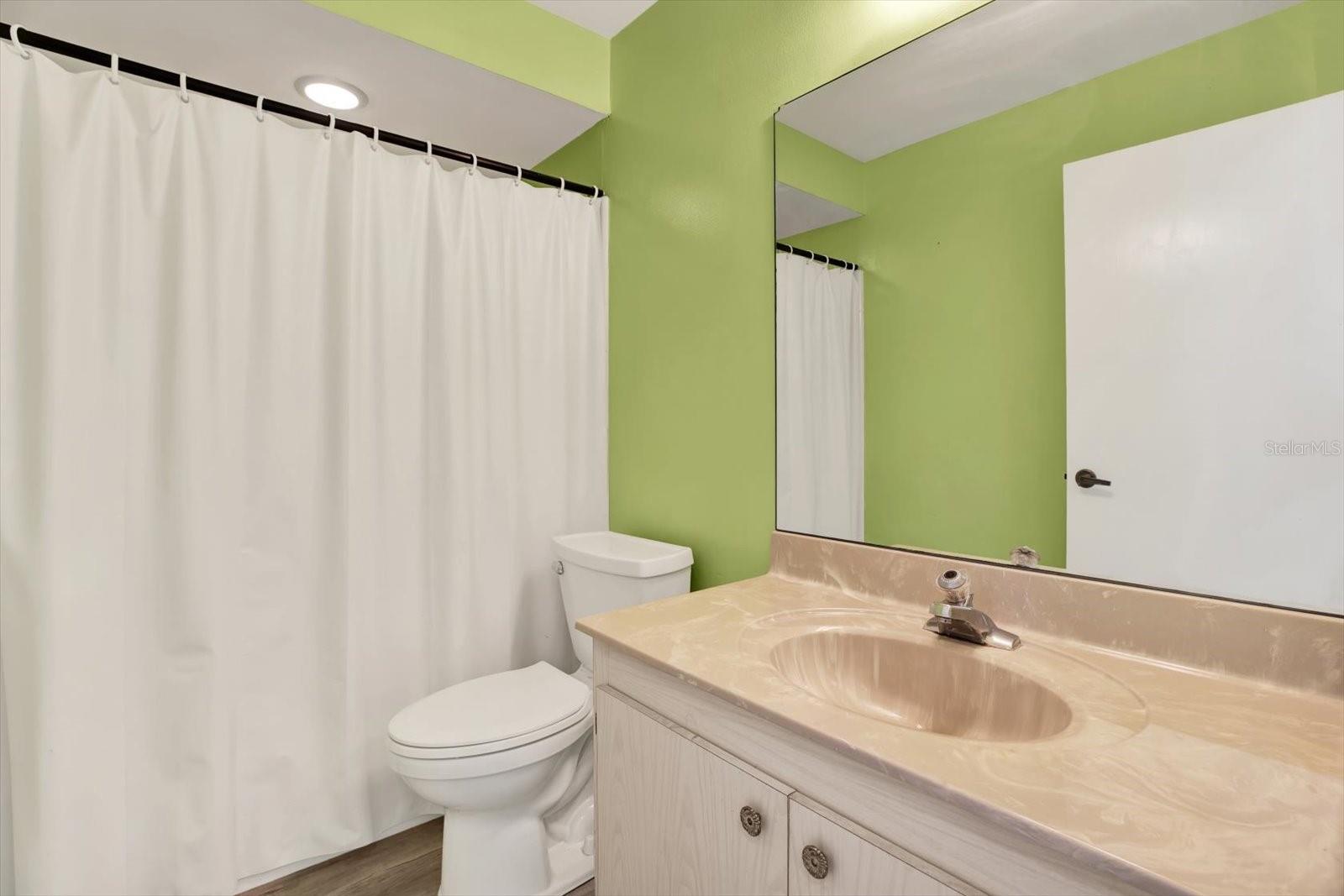 Image 23 of 42 For 3146 37th Lane S A