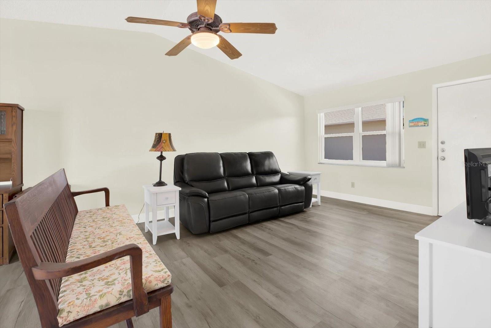 Image 5 of 42 For 3146 37th Lane S A