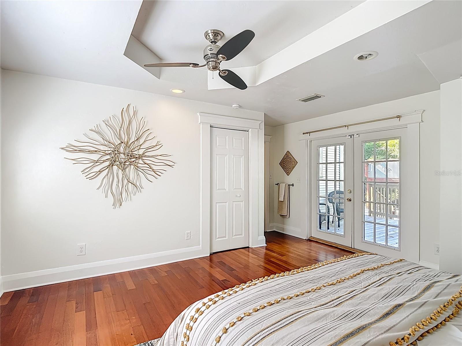 Image 20 of 38 For 906 Broad Street