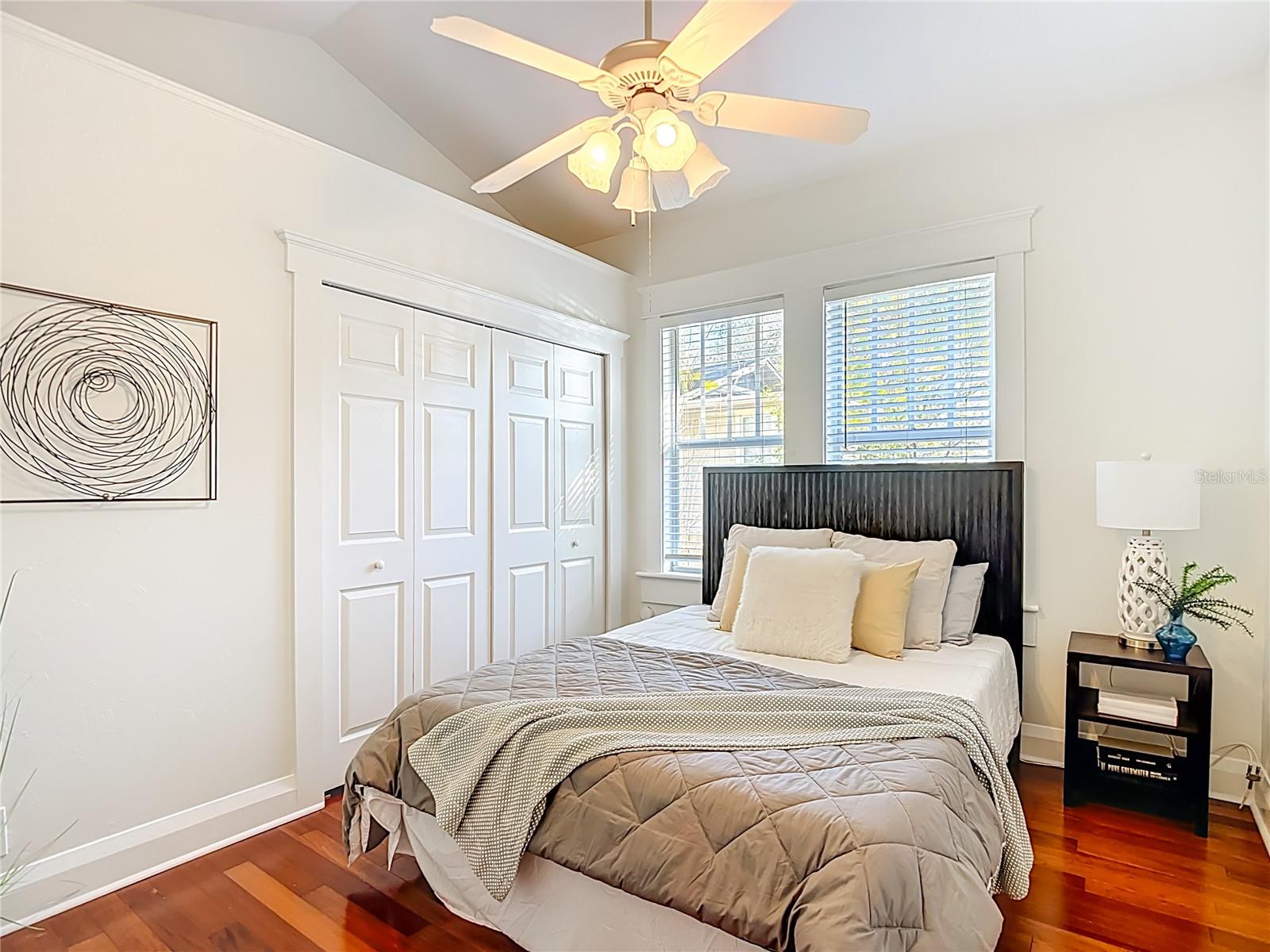 Image 23 of 38 For 906 Broad Street