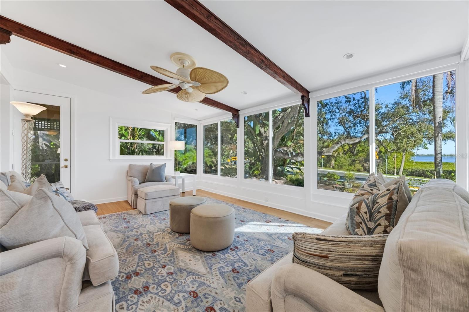 Image 26 of 84 For 1407 Bayshore Drive