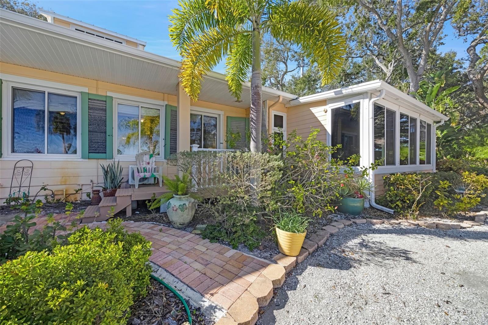 Image 28 of 84 For 1407 Bayshore Drive