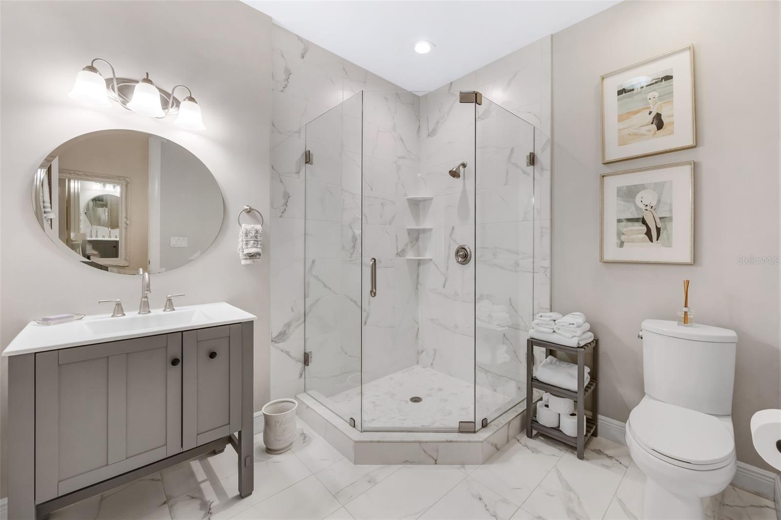 Image 37 of 84 For 1407 Bayshore Drive