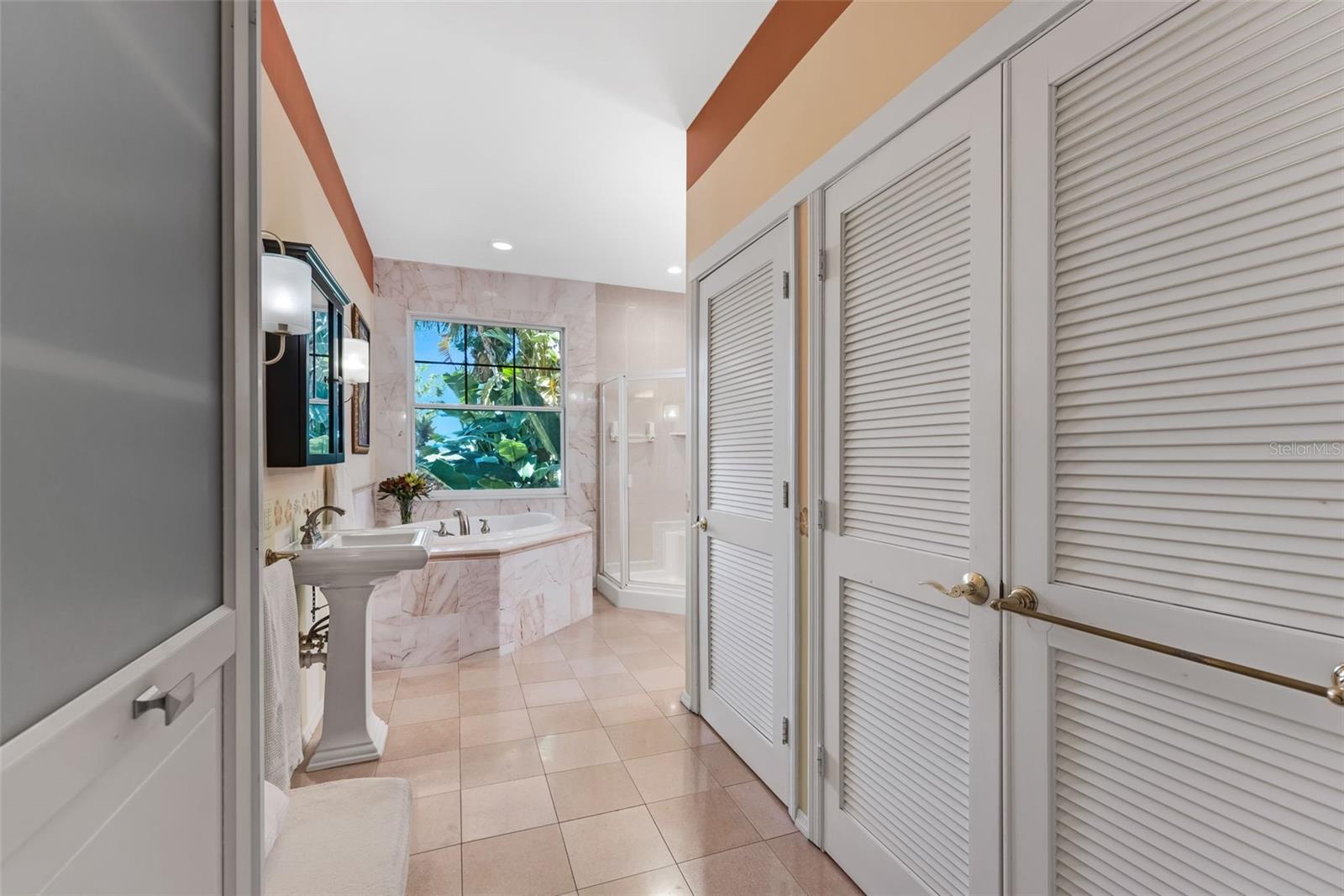 Image 47 of 84 For 1407 Bayshore Drive