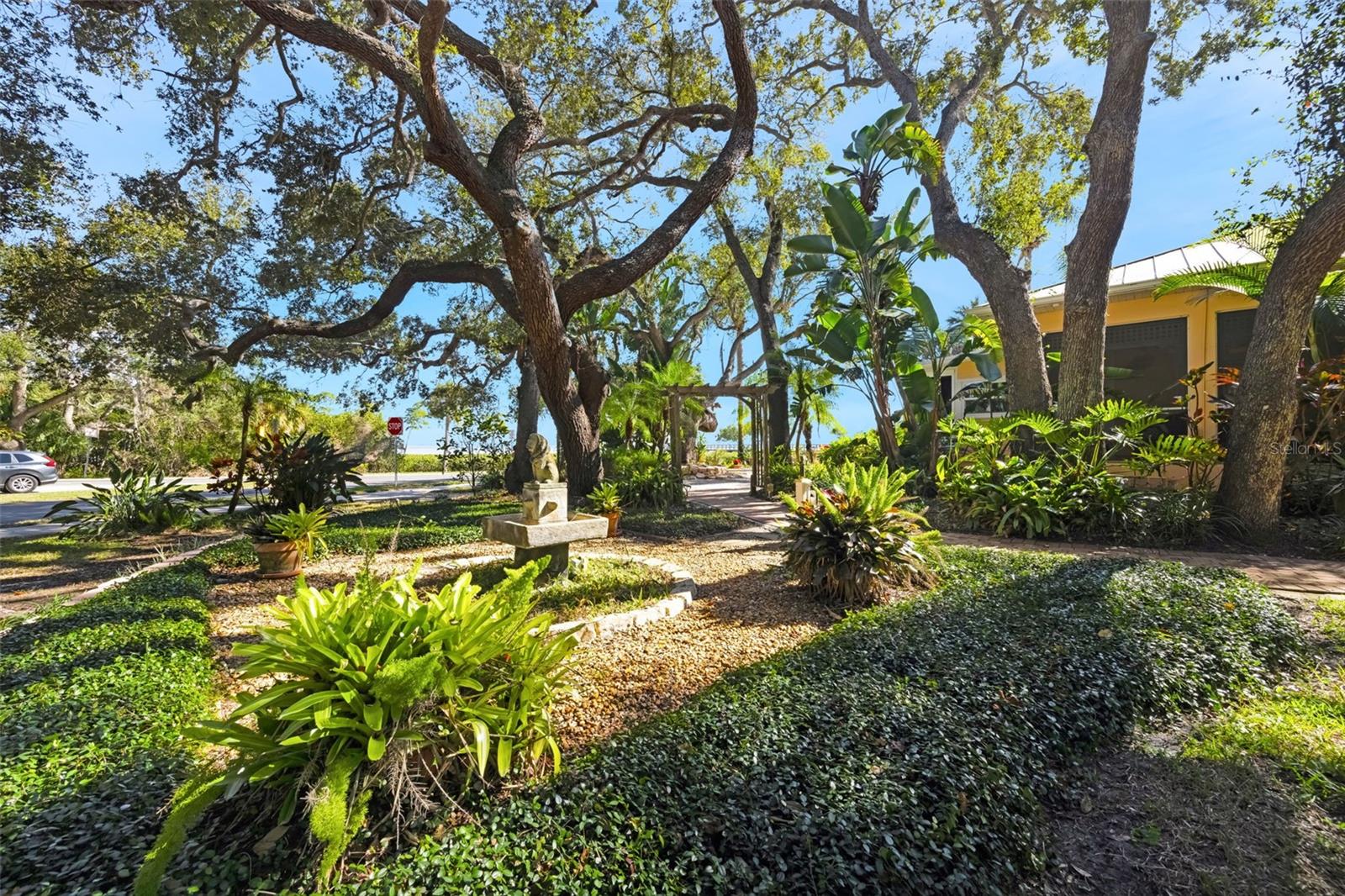 Image 6 of 84 For 1407 Bayshore Drive