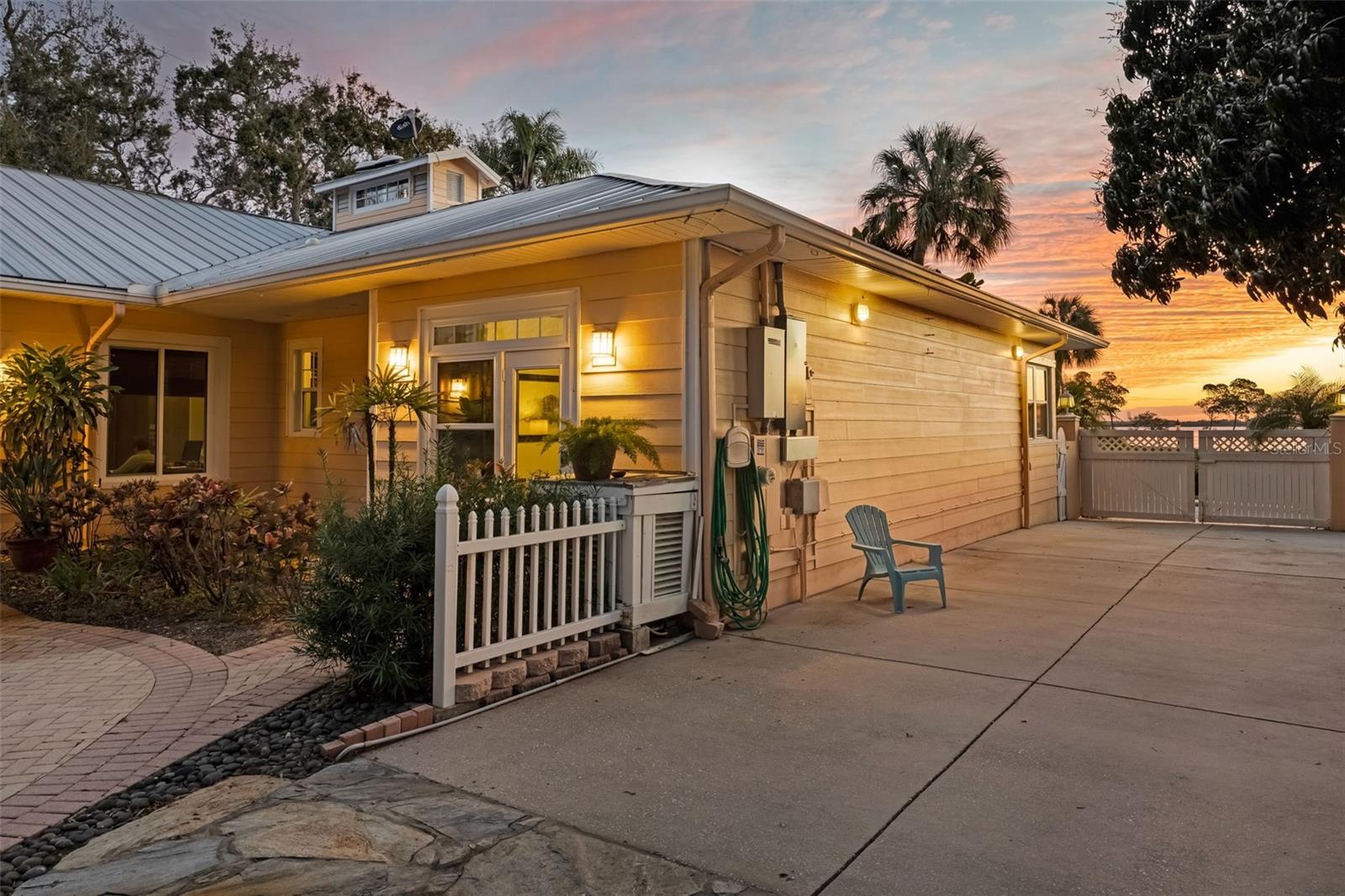 Image 67 of 84 For 1407 Bayshore Drive