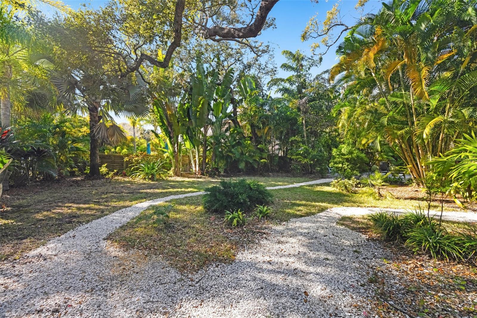 Image 72 of 84 For 1407 Bayshore Drive