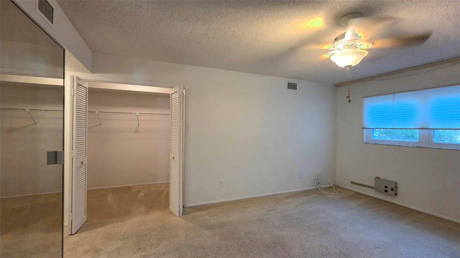 Image 13 of 41 For 2229 Americus Boulevard W 7