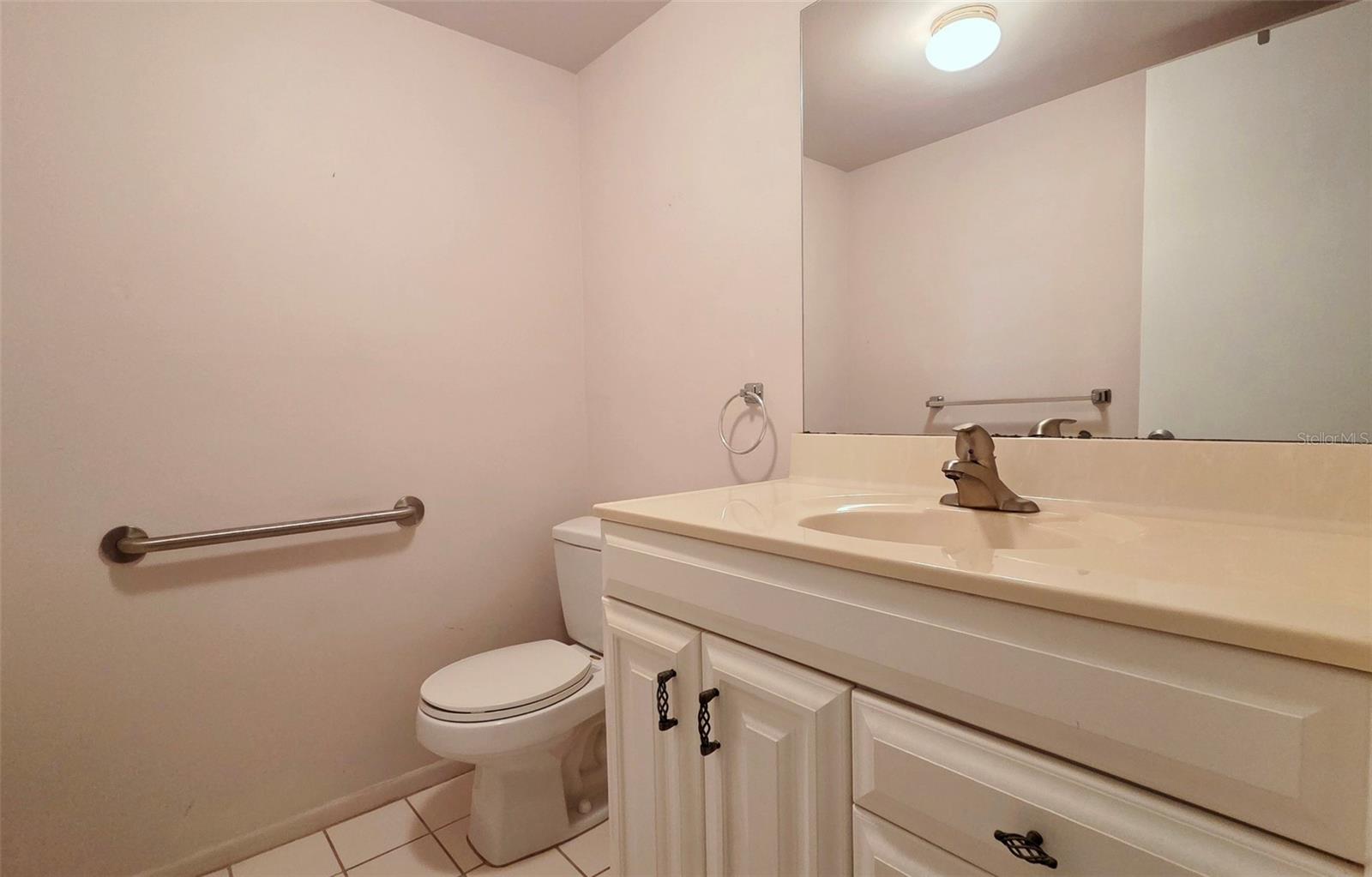 Image 17 of 41 For 2229 Americus Boulevard W 7