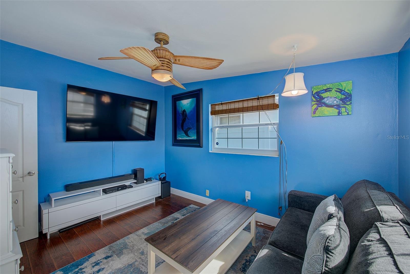 Image 21 of 40 For 2032 Gatewood Drive