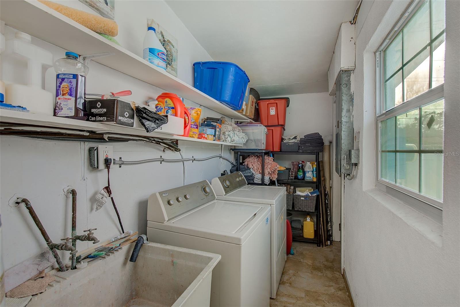 Image 25 of 40 For 2032 Gatewood Drive