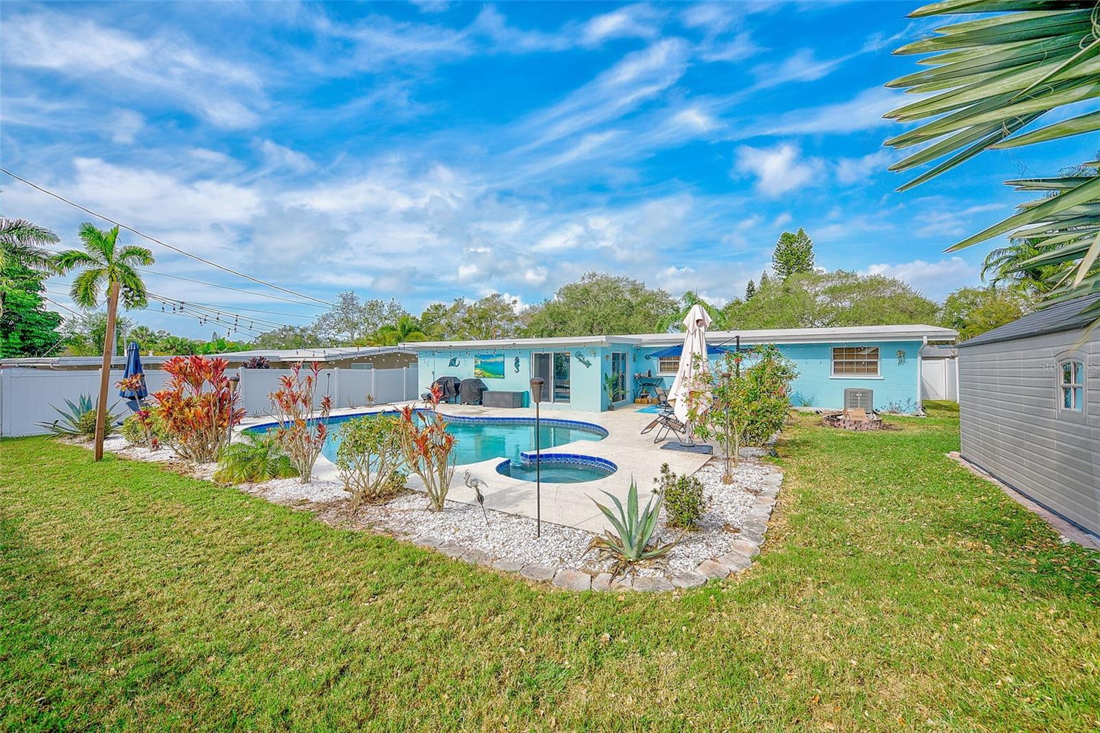 Image 35 of 40 For 2032 Gatewood Drive