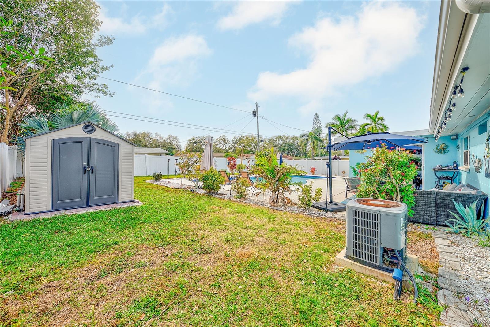 Image 38 of 40 For 2032 Gatewood Drive