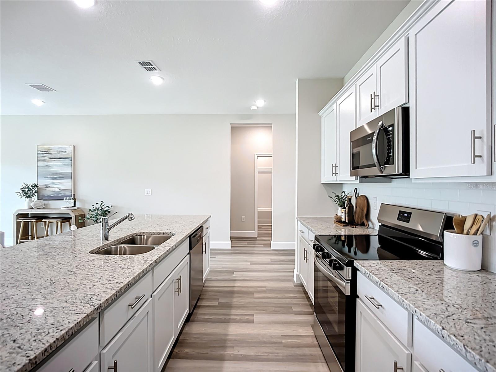 Image 17 of 57 For 2302 Mindlin Lane