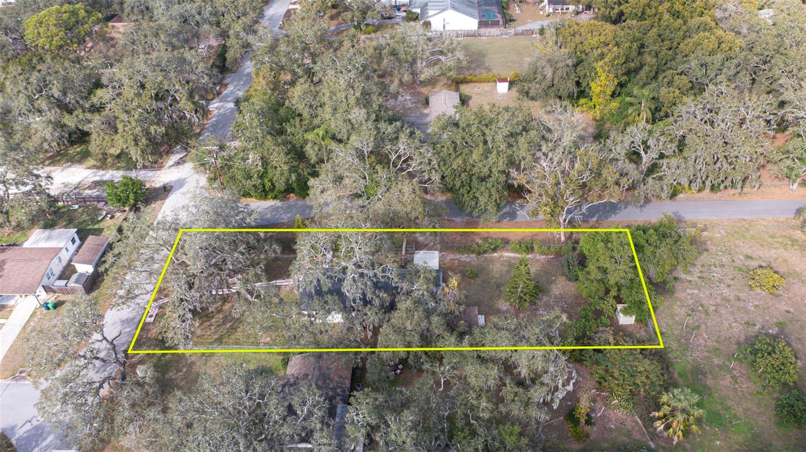 Listing photo id 26 for 11323 Marjory Avenue