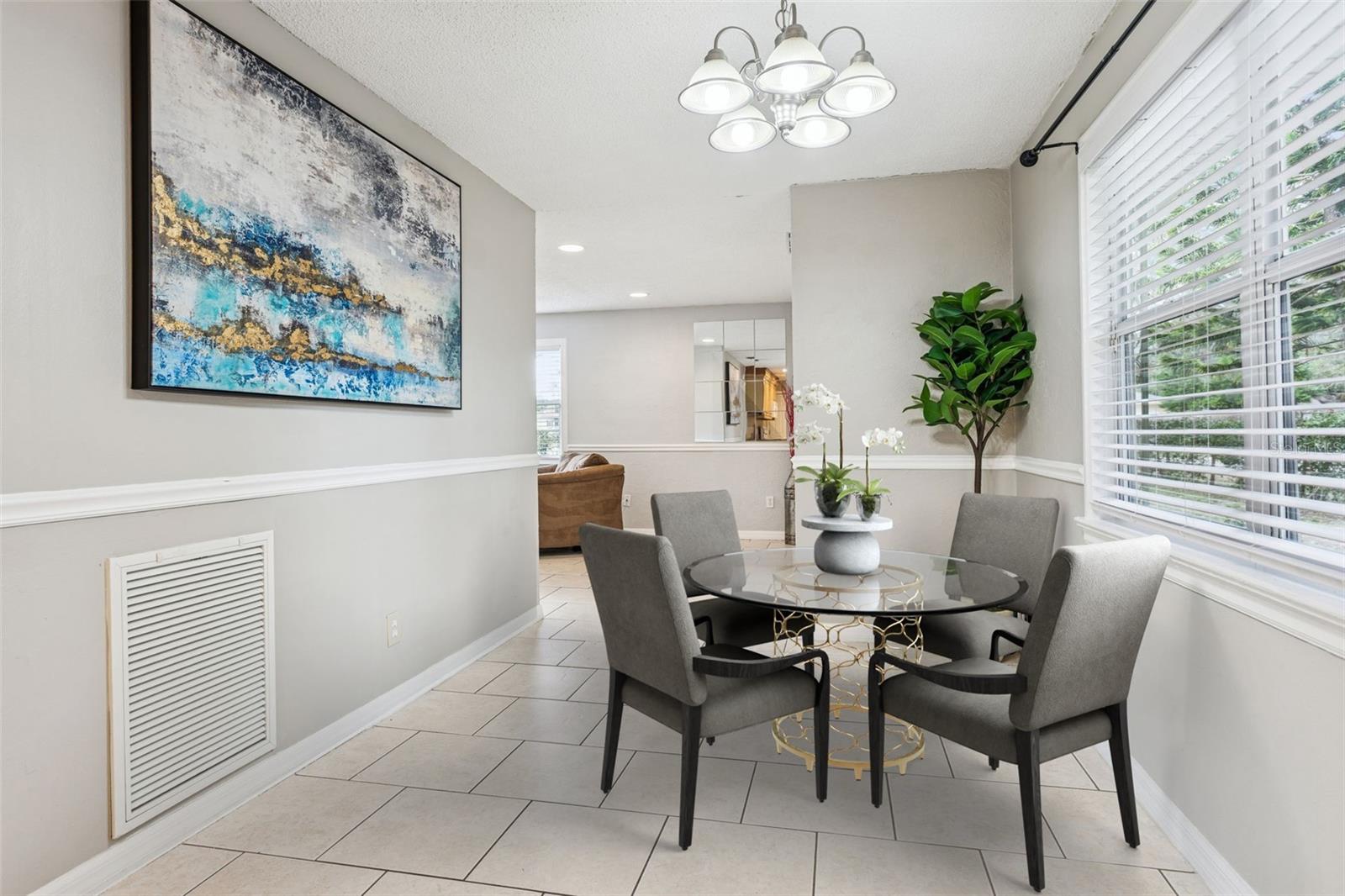 Listing photo id 6 for 11323 Marjory Avenue