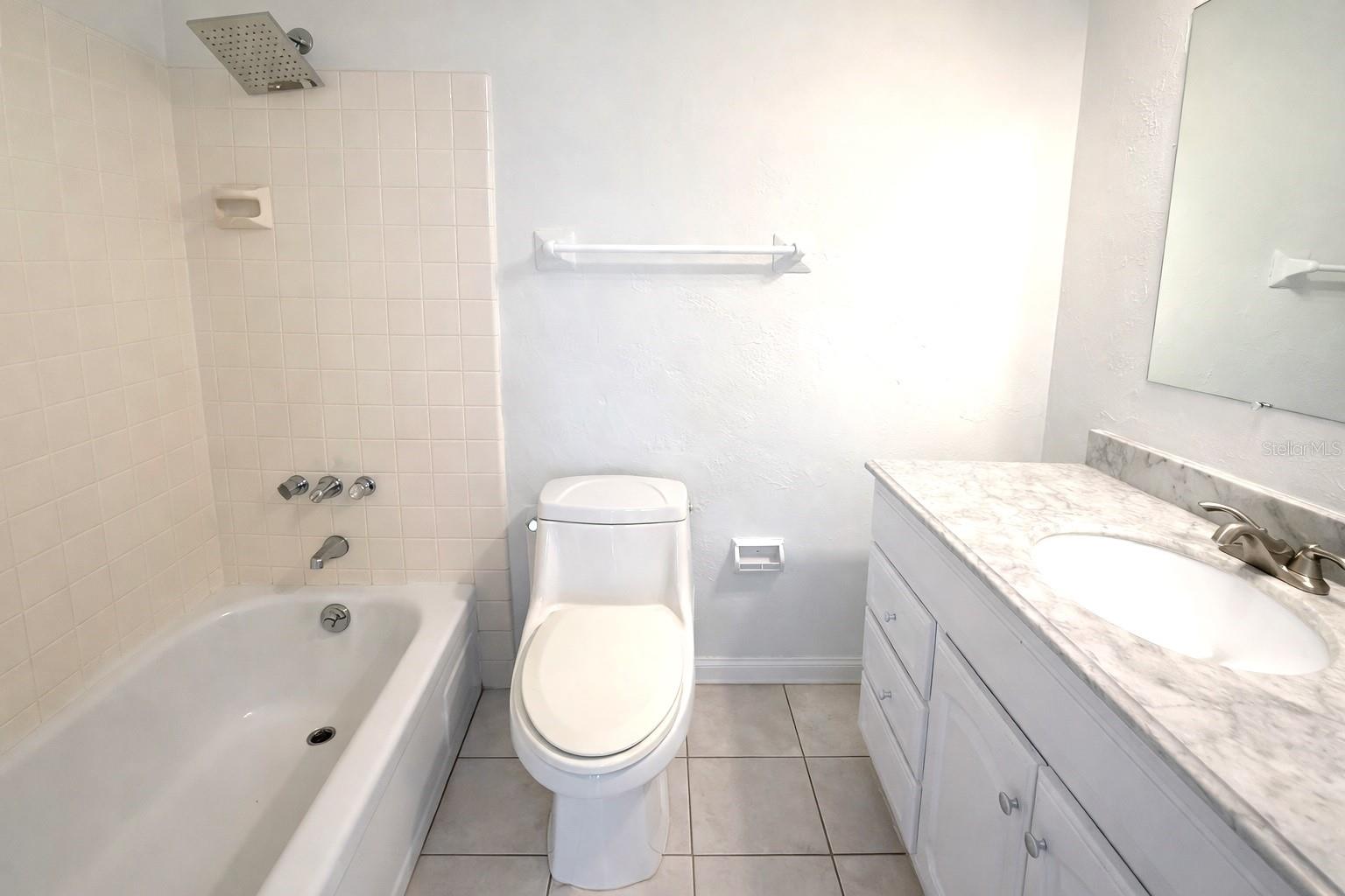 Image 5 of 8 For 392 Reading Street Nw