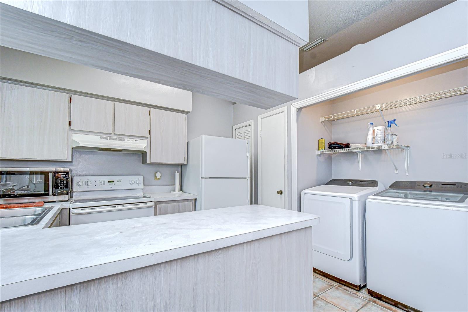 Image 10 of 27 For 4739 Silver Circle