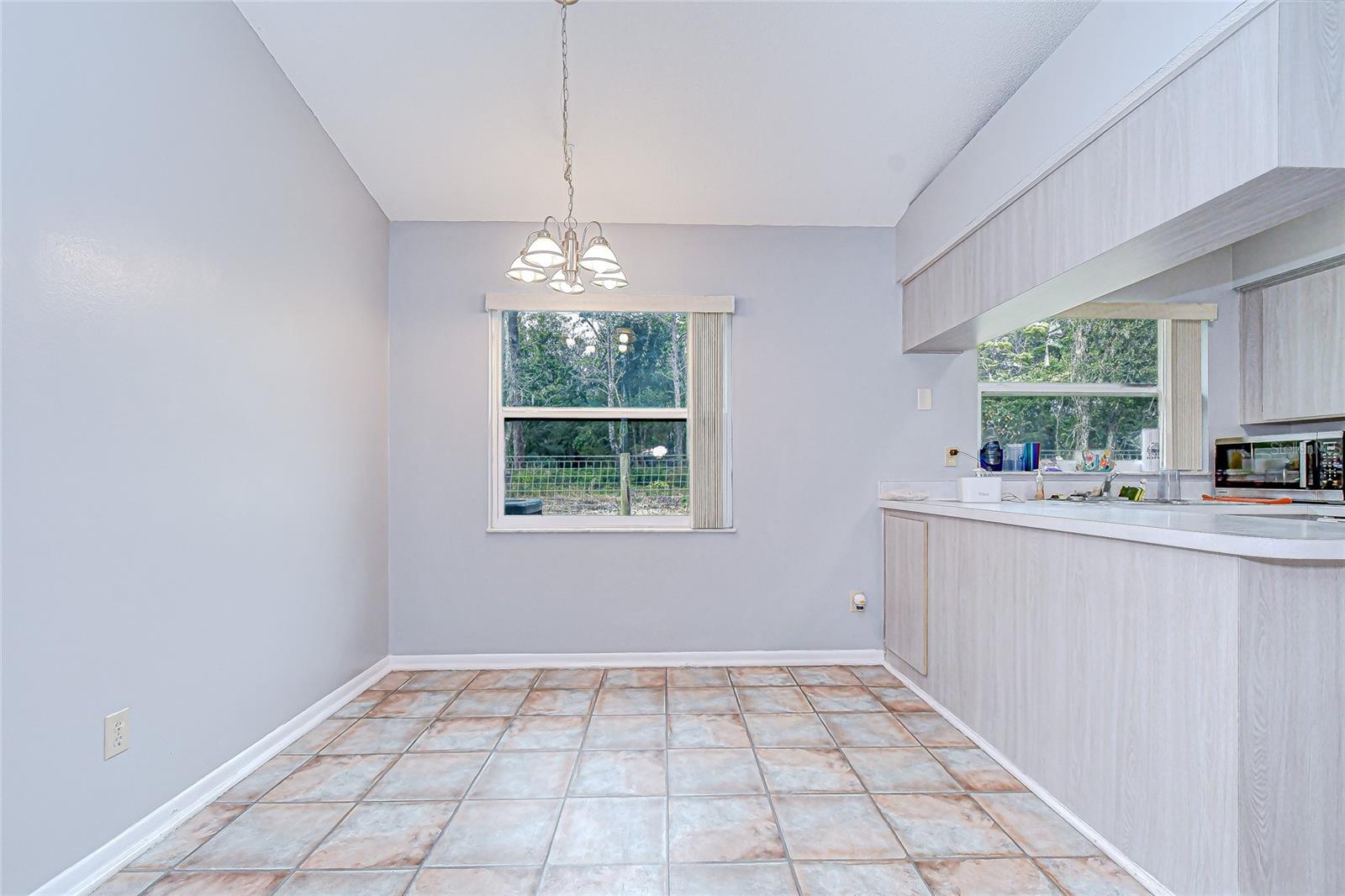 Image 11 of 27 For 4739 Silver Circle