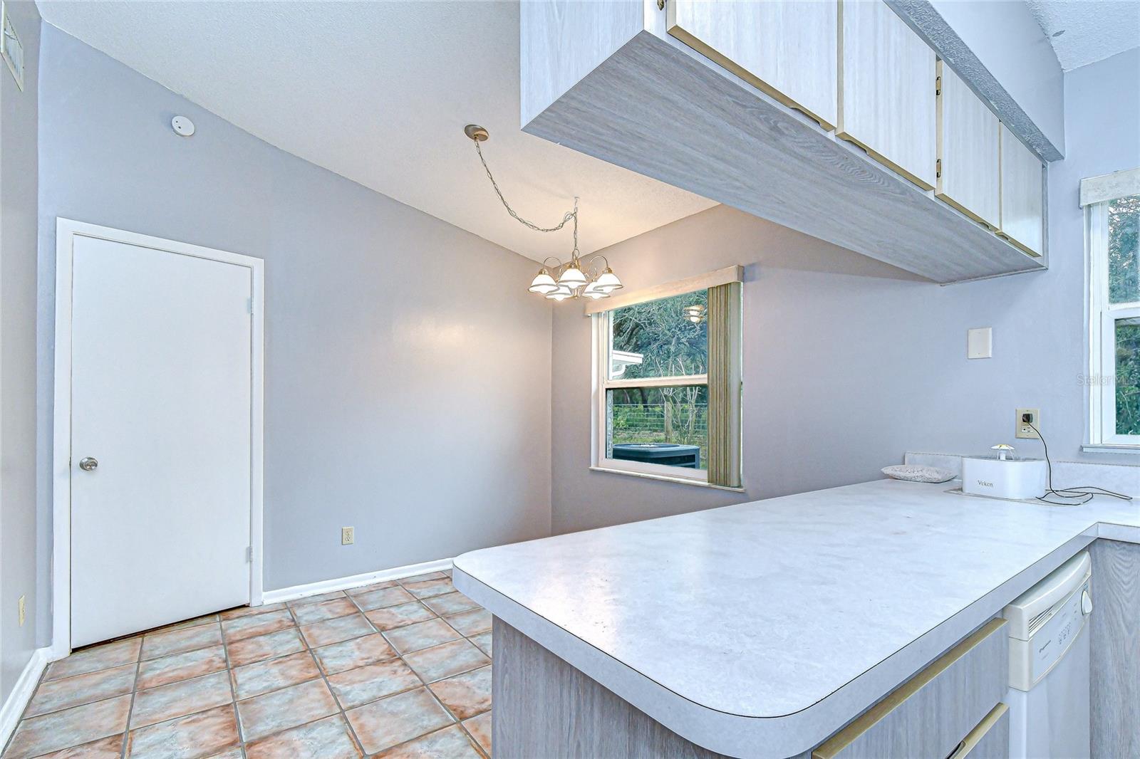 Image 13 of 27 For 4739 Silver Circle