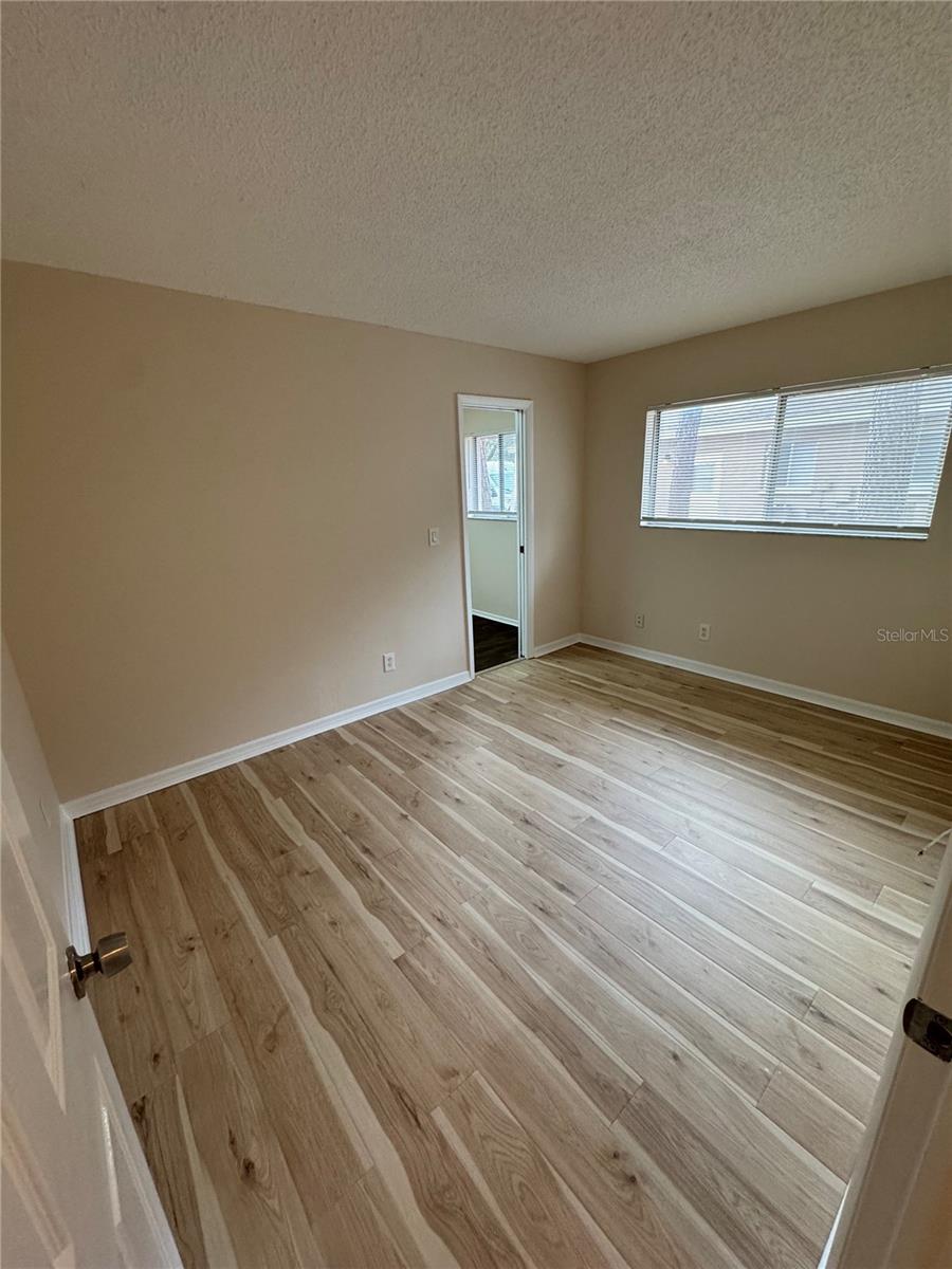 Image 14 of 19 For 1904 Peppertree Drive