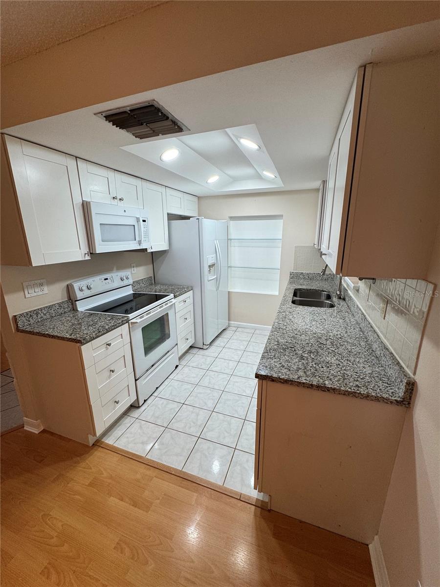 Image 6 of 19 For 1904 Peppertree Drive