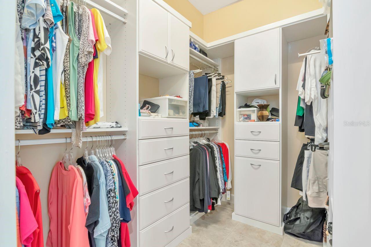 Image 25 of 62 For 18916 Saint Laurent Drive