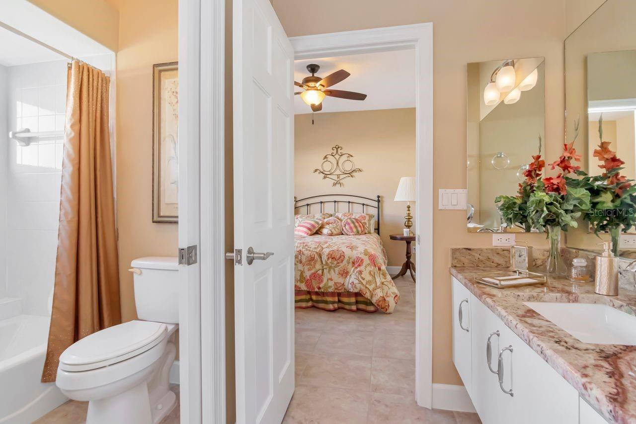 Image 31 of 62 For 18916 Saint Laurent Drive