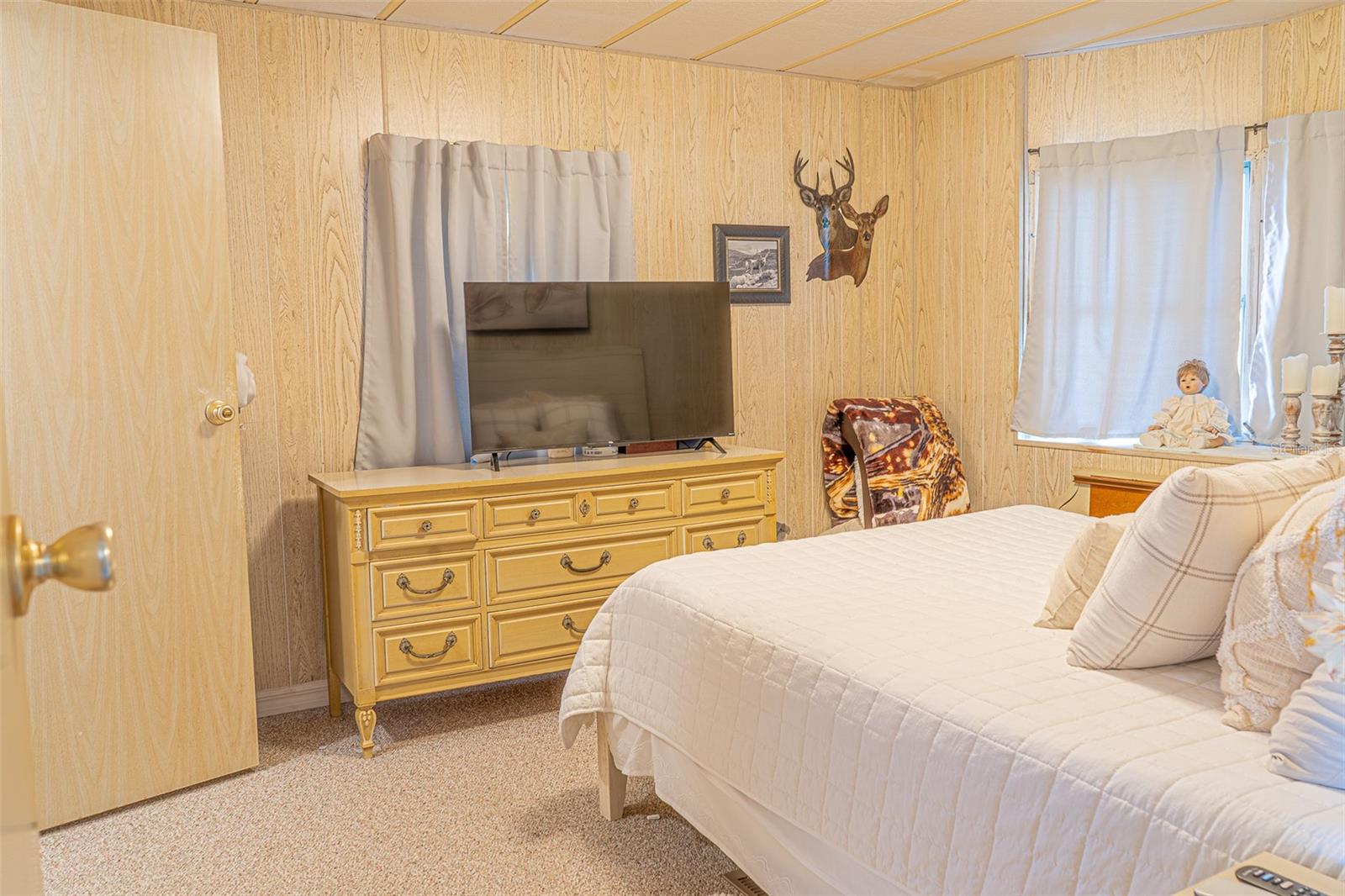 Image 18 of 34 For 4603 Newcomb Avenue