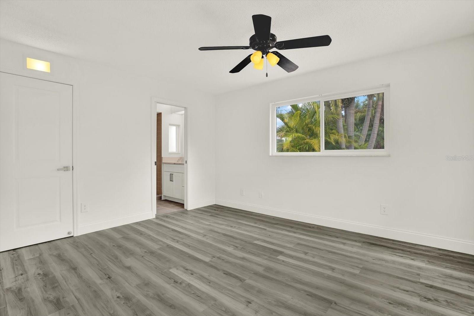 Image 19 of 36 For 13400 Rustic Pines Boulevard S