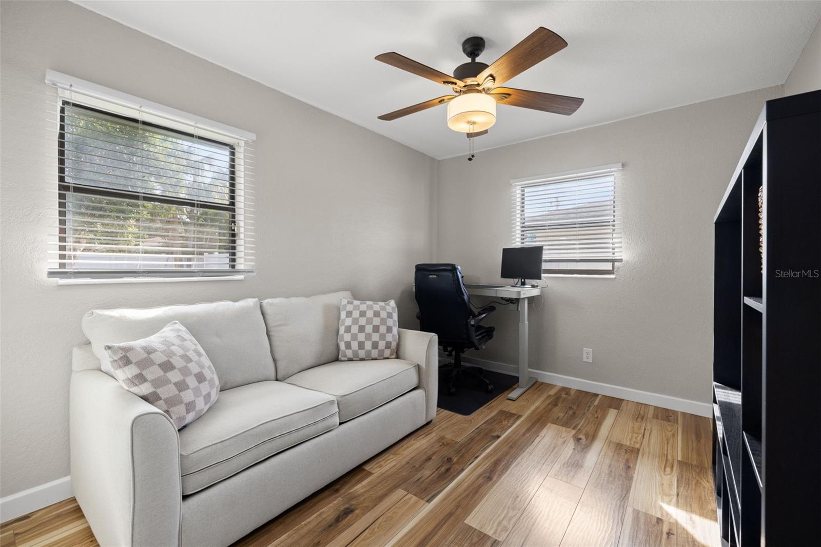 Image 20 of 27 For 3301 55th Street N