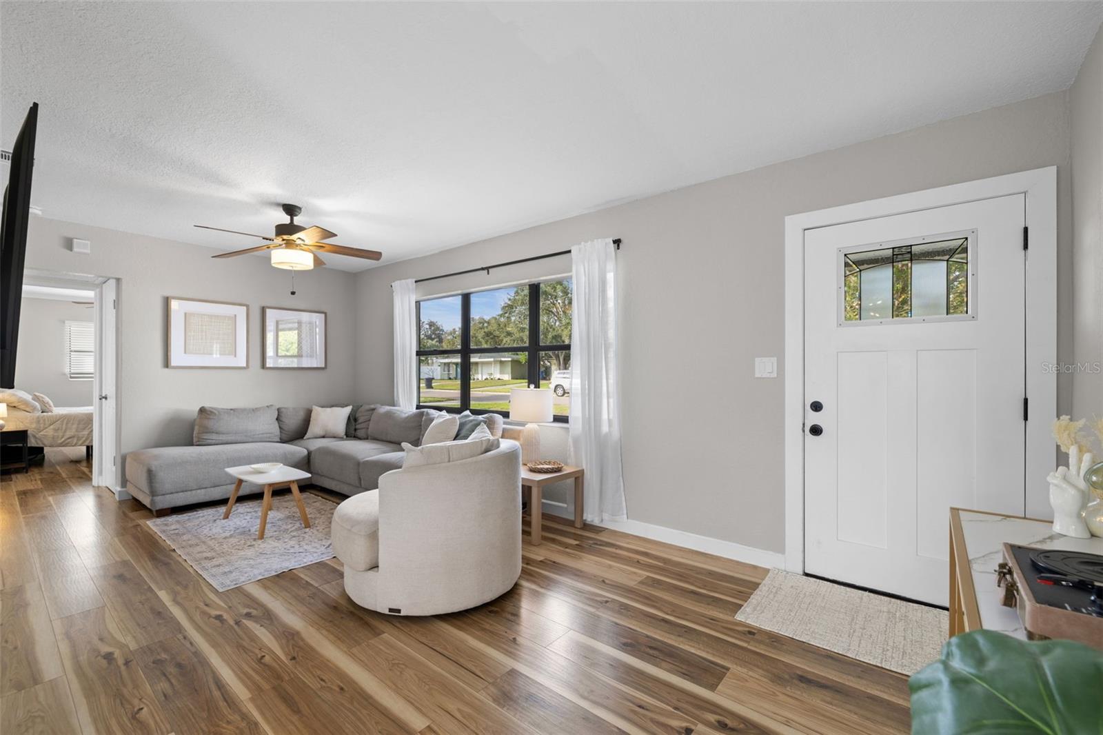 Image 5 of 27 For 3301 55th Street N