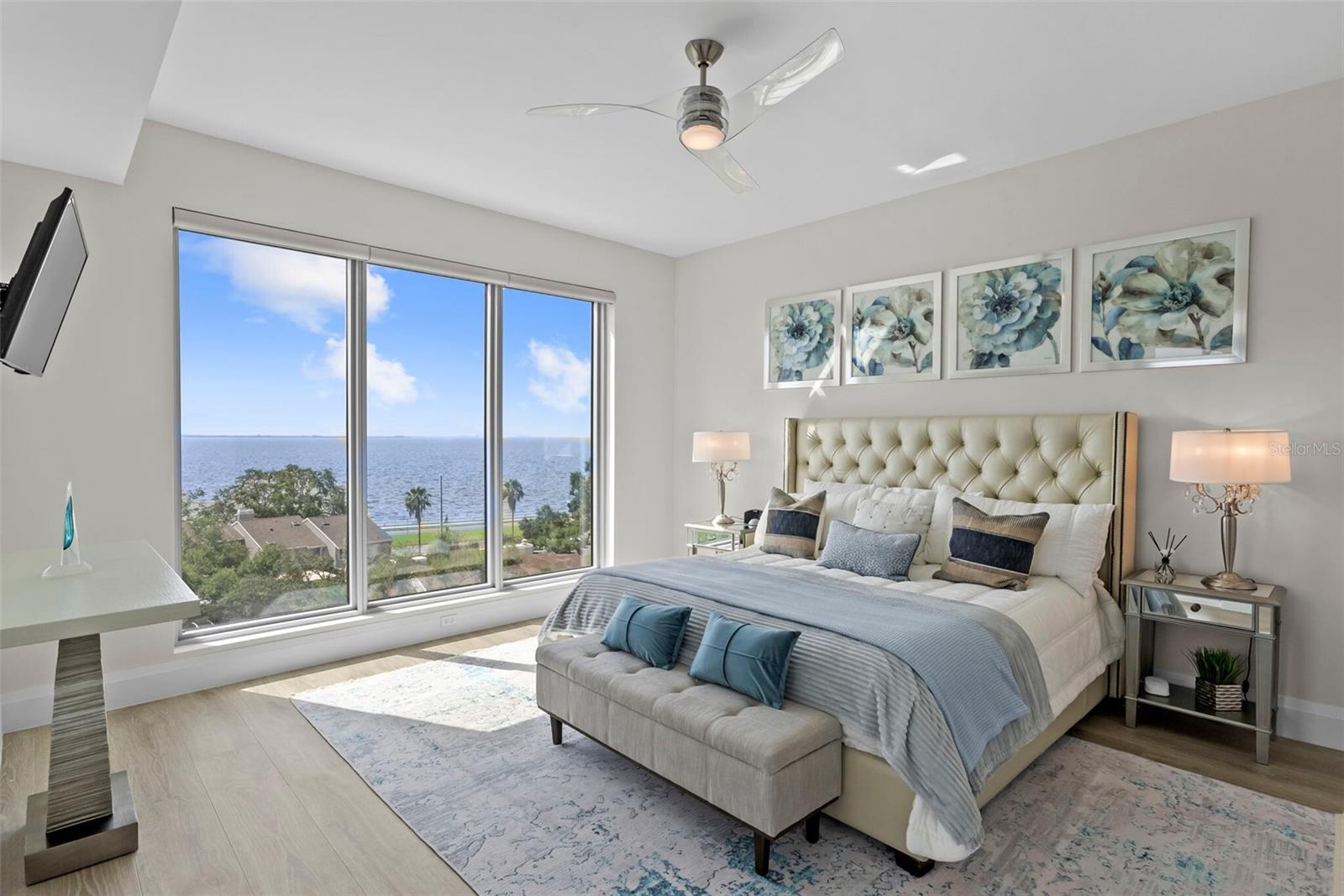 Image 23 of 81 For 2910 Barcelona Street 501