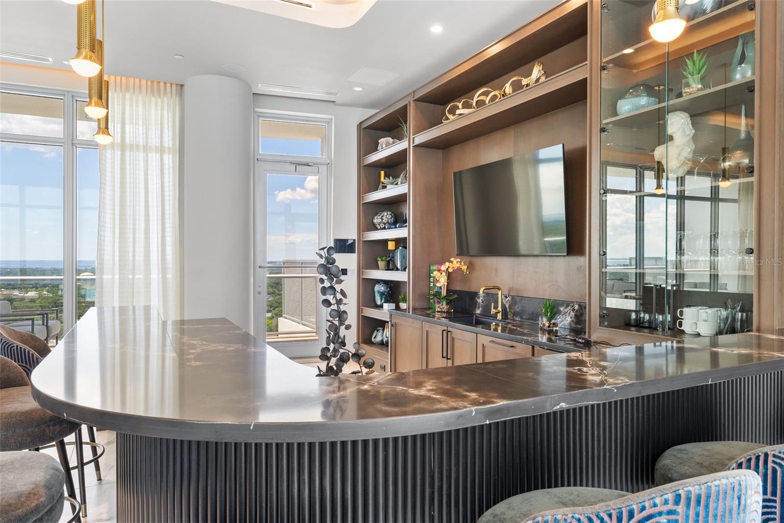 Image 53 of 81 For 2910 Barcelona Street 501