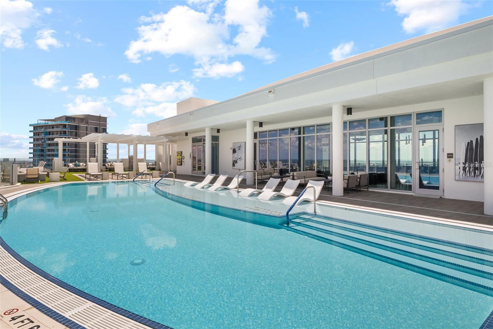 Image 59 of 81 For 2910 Barcelona Street 501