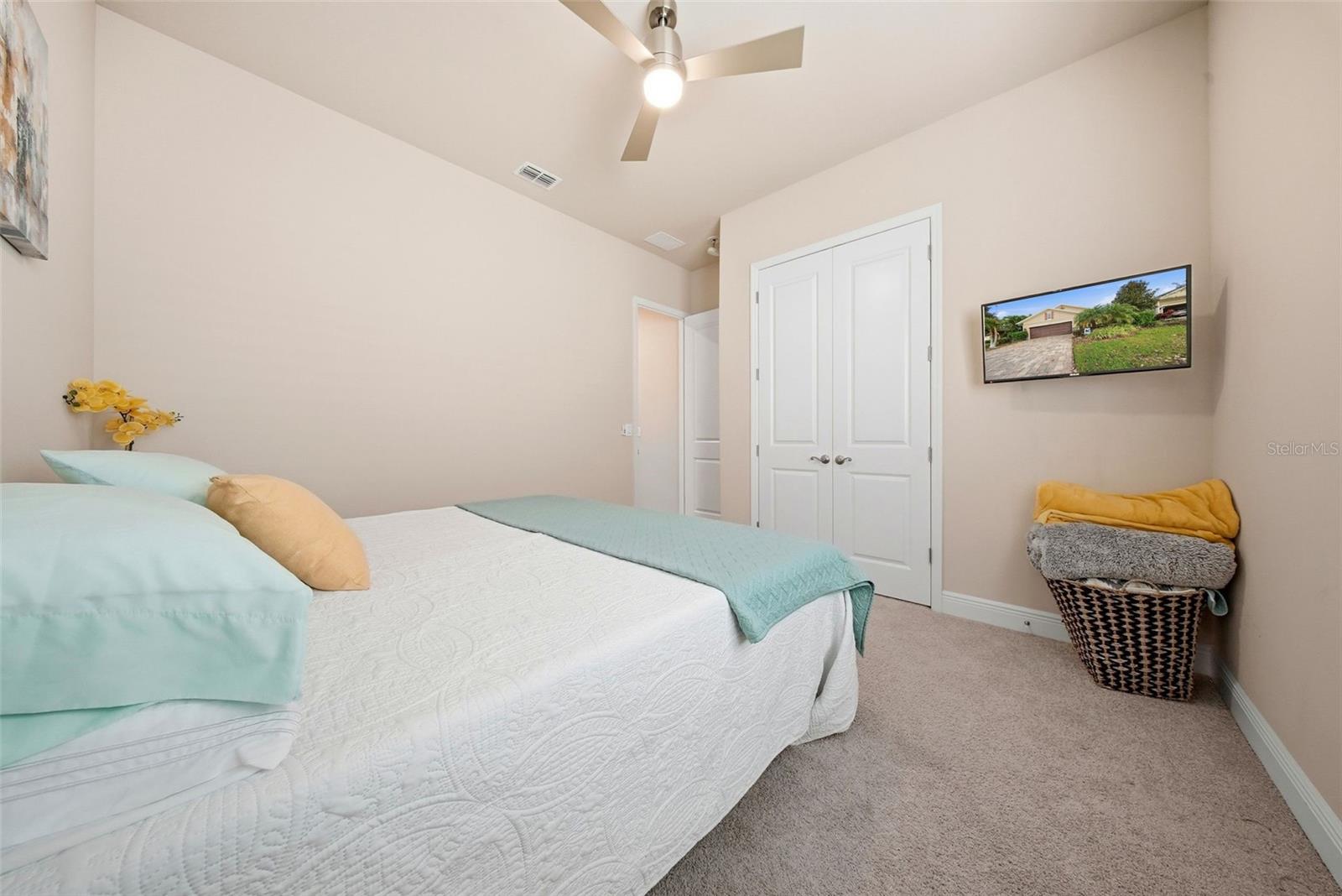 Image 20 of 42 For 13930 Swallow Hill Drive