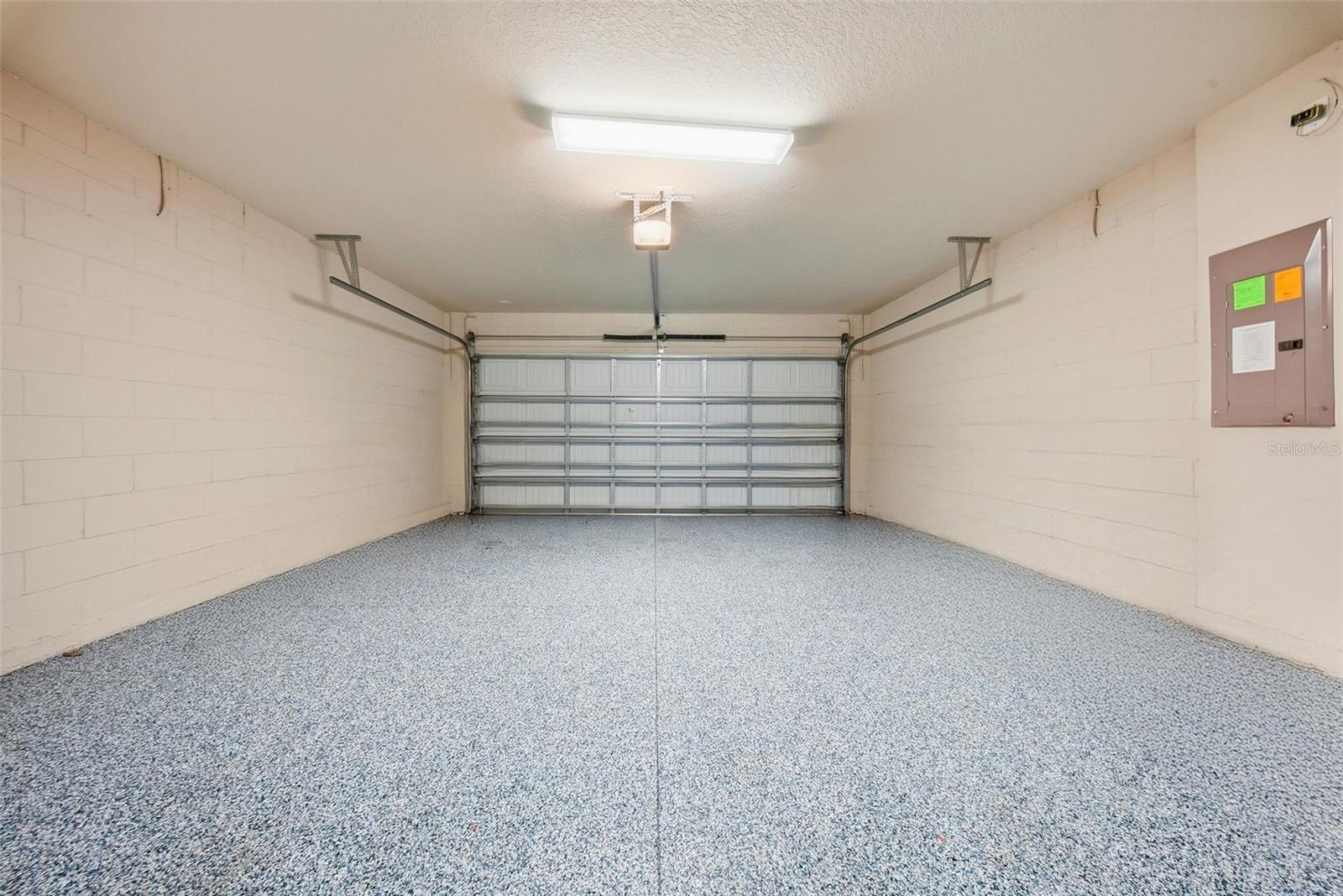 Image 32 of 42 For 13930 Swallow Hill Drive