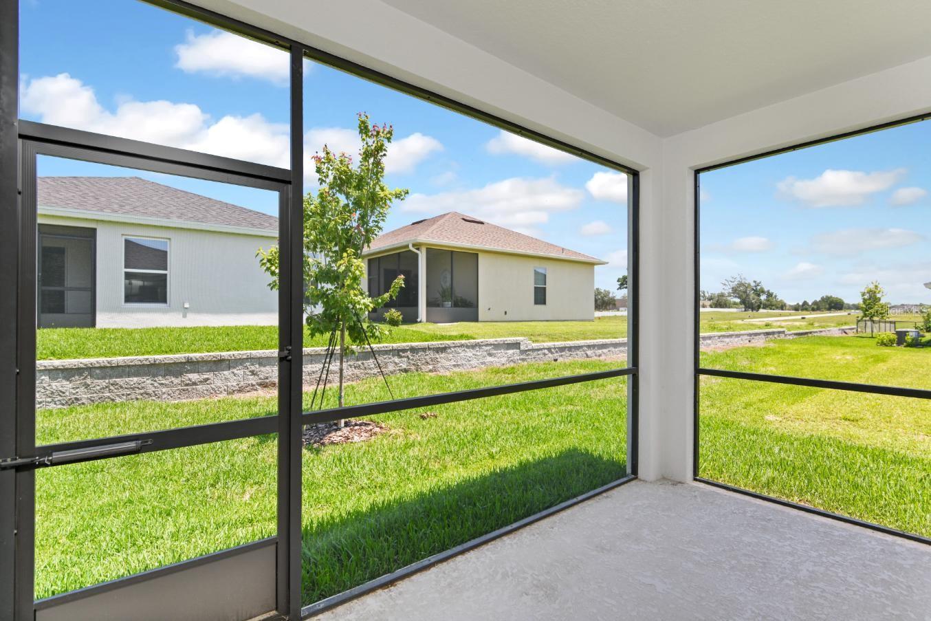 Image 24 of 31 For 9753 Sw 62nd Court