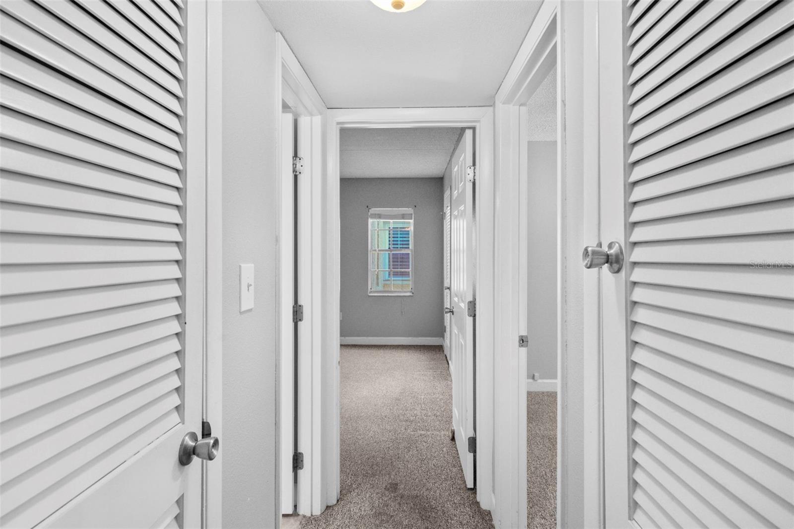 Image 16 of 55 For 108 Alameda Court 236