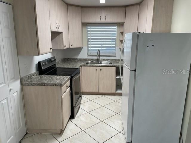 Image 7 of 33 For 3704 36th Street W