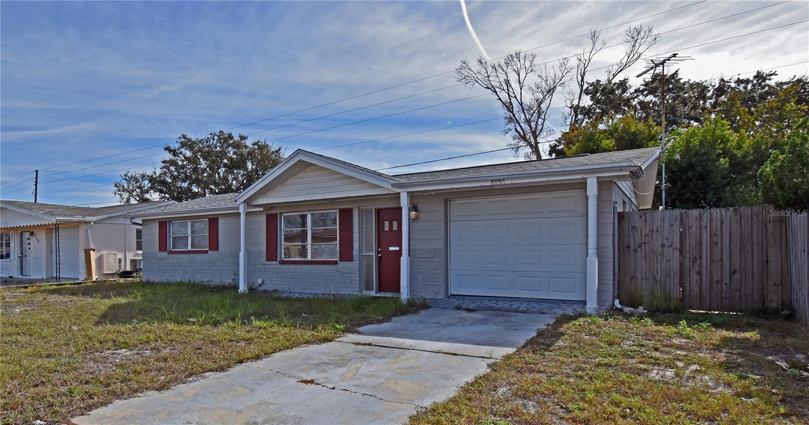 Image 4 of 24 For 7724 Coventry Drive