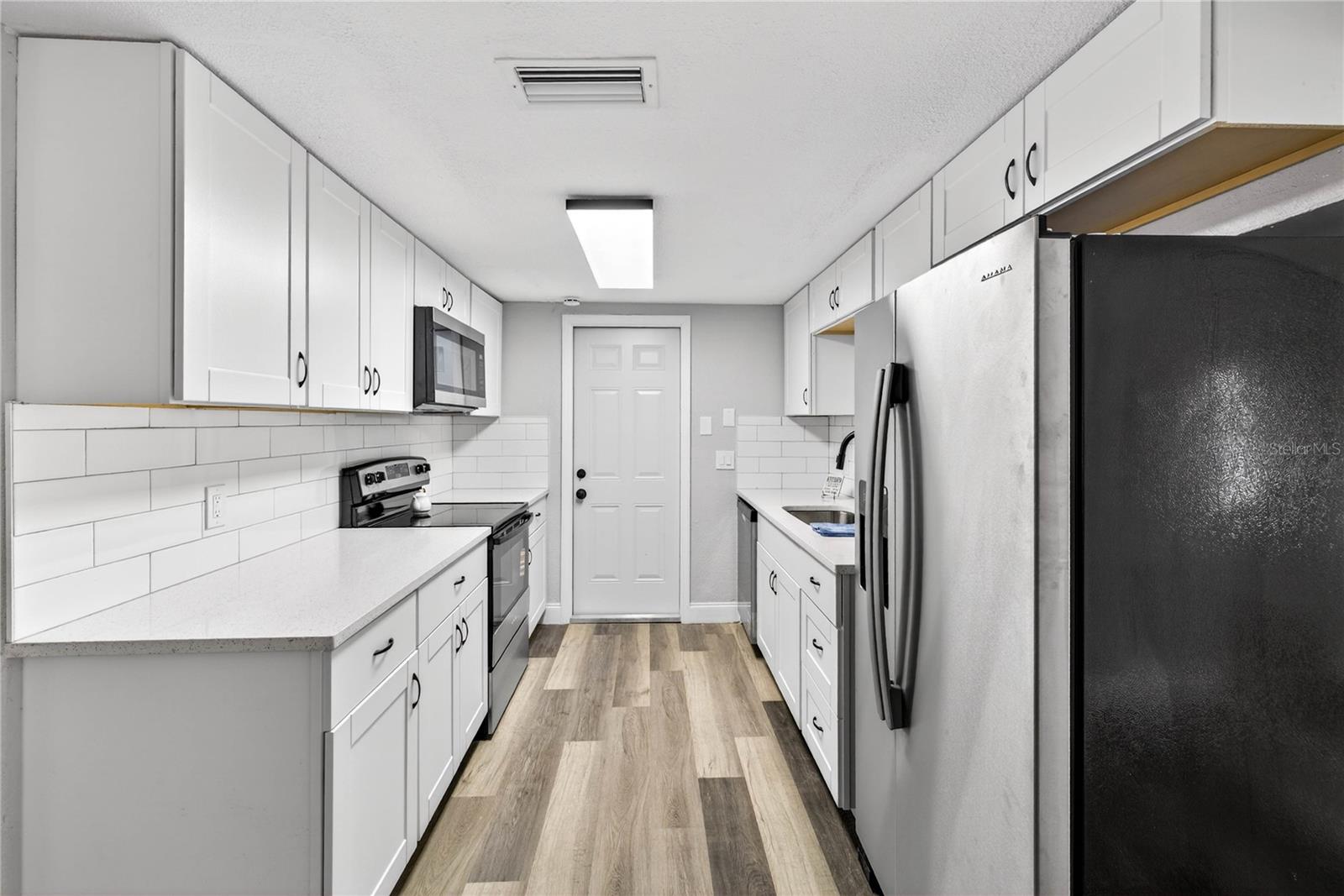 Image 5 of 15 For 3420 Chickadee Drive