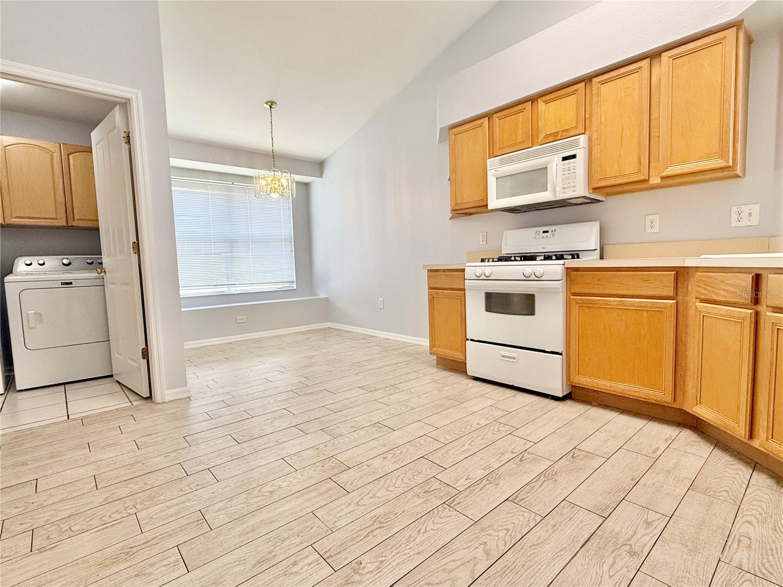 Image 6 of 10 For 30542 Tremont Drive