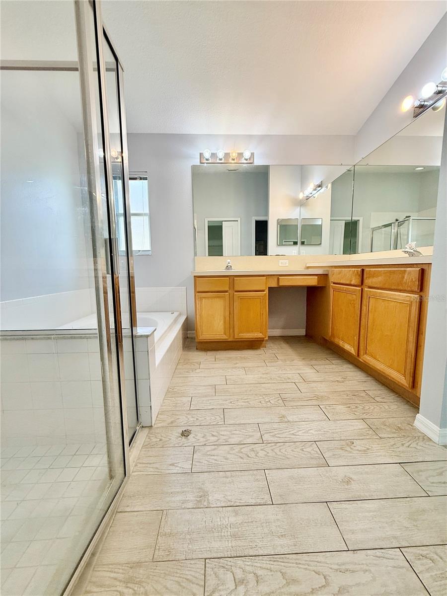 Image 8 of 10 For 30542 Tremont Drive