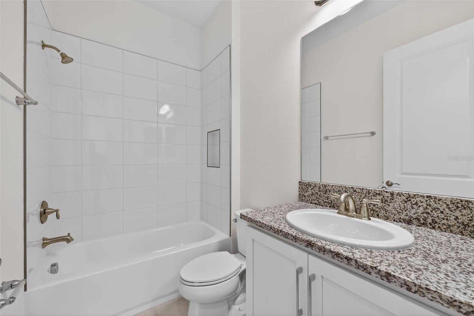 Image 19 of 51 For 32268 Mahogany Valley Drive