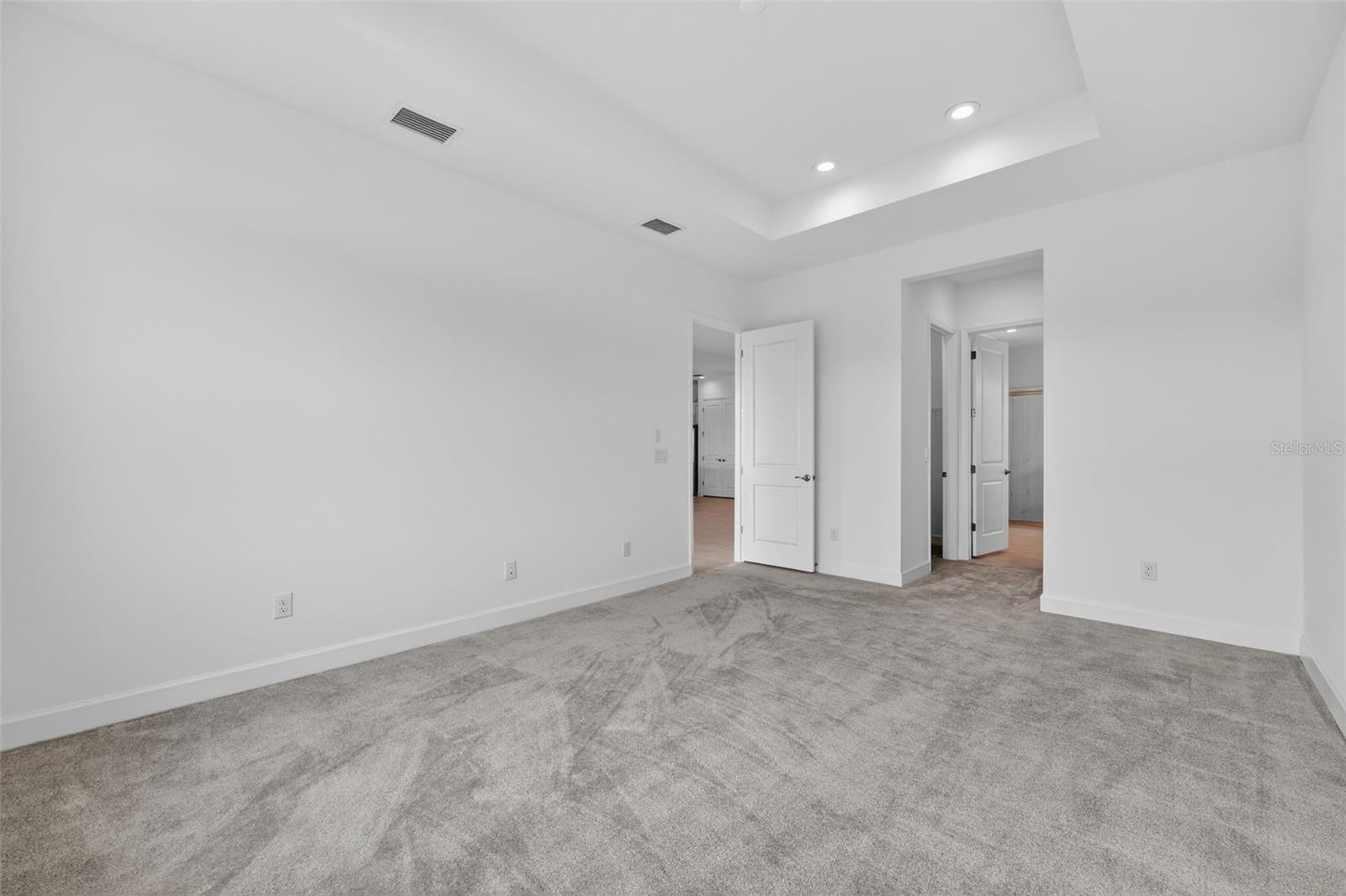 Image 27 of 51 For 32268 Mahogany Valley Drive