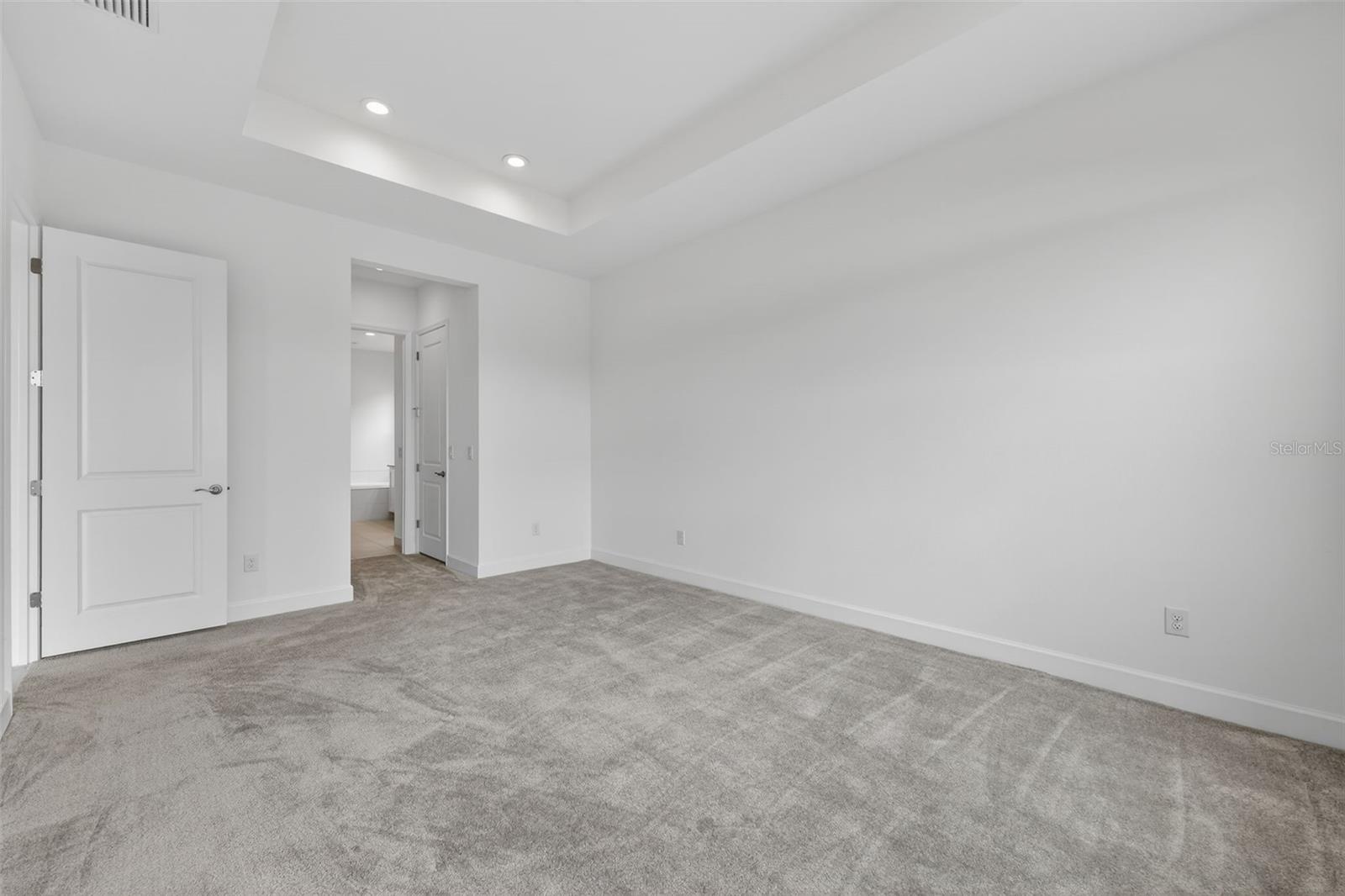 Image 28 of 51 For 32268 Mahogany Valley Drive